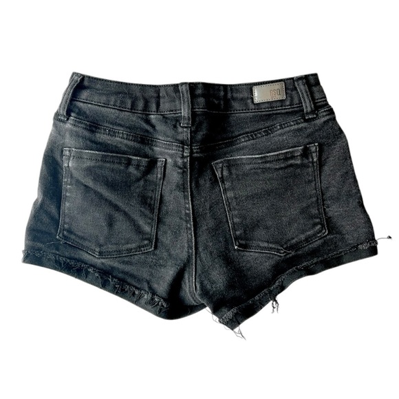 Tilly’s RSQ Women’s Malibu Black Jean Shorts - Size 1 - Picture 2 of 2